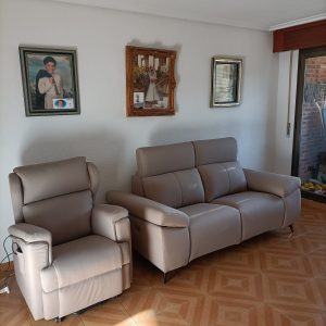 by sofastocknajera.com